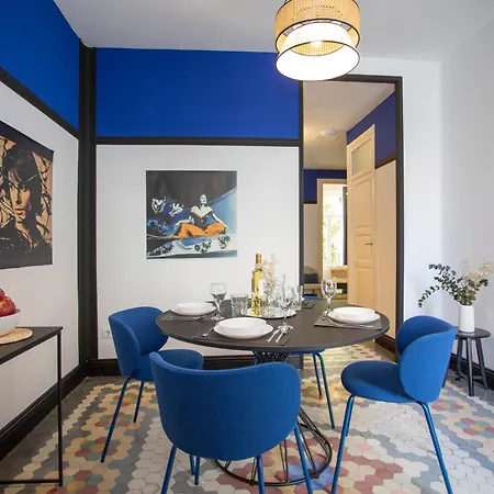 Singularstays Ca Iconic Living Apartment